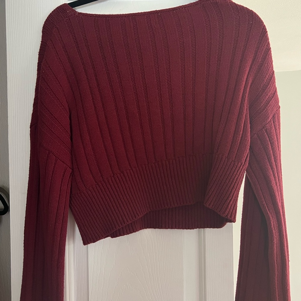 Women's Ribbed Knit Sweater - Burgundy